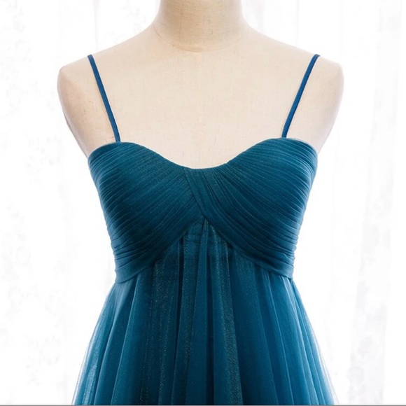 Gorgeous Peacock Blue Long Dress! - Picture 3 of 5